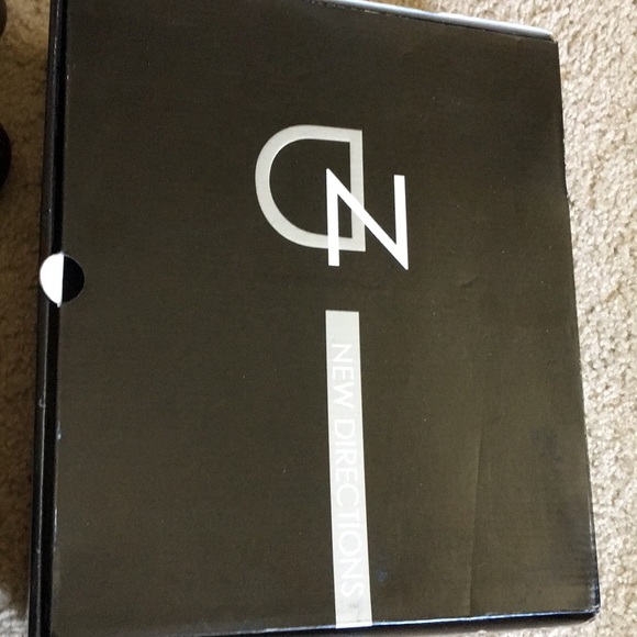 Booties - Picture 4 of 4